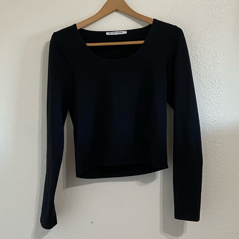 Black scoop neck organic cotton top. Groceries on Home brand